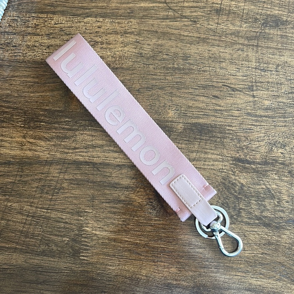 LULULEMON key chain